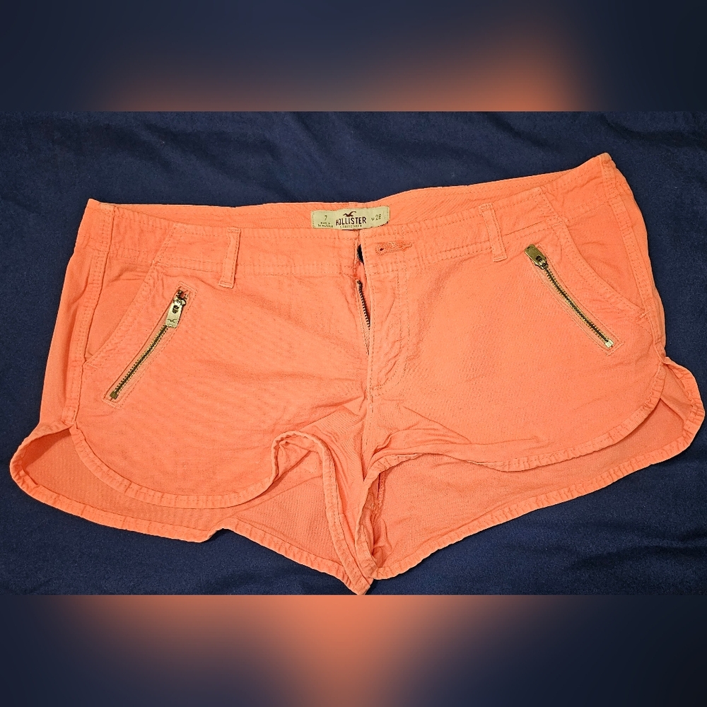 Hollister shorts with zipper front pockets